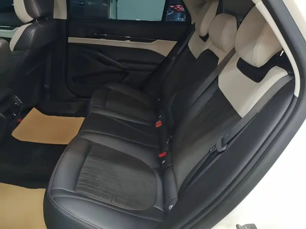 Ford Mondeo — миниатюра 17