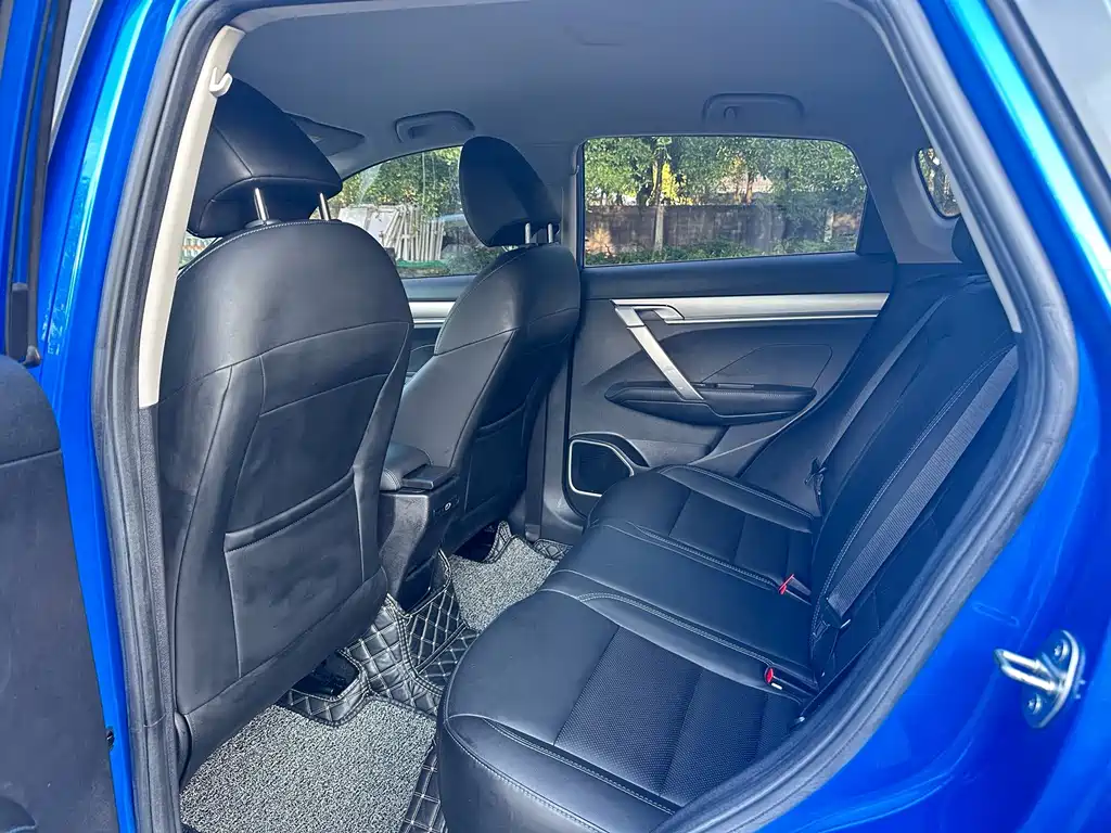 Geely Binyue NEV — миниатюра 5