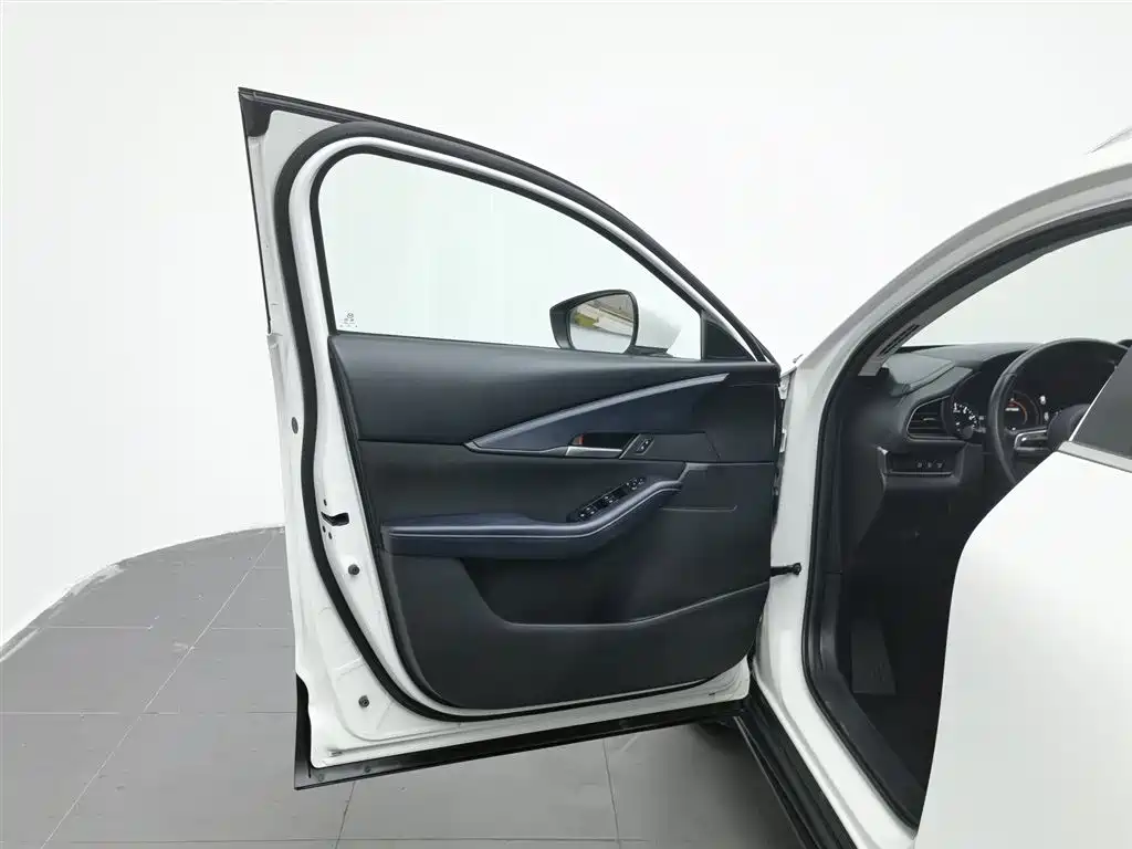 Mazda CX-30 2020 2.0L AT