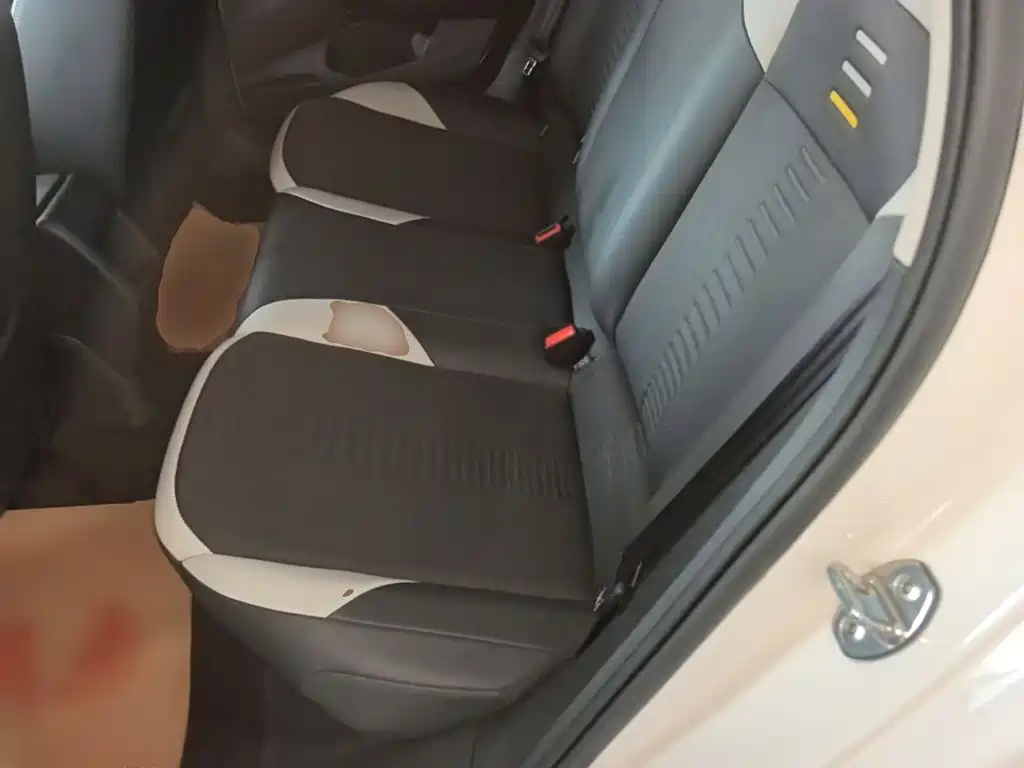 Volkswagen Polo — миниатюра 17