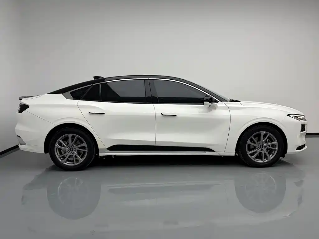 Ford Mondeo — миниатюра 8