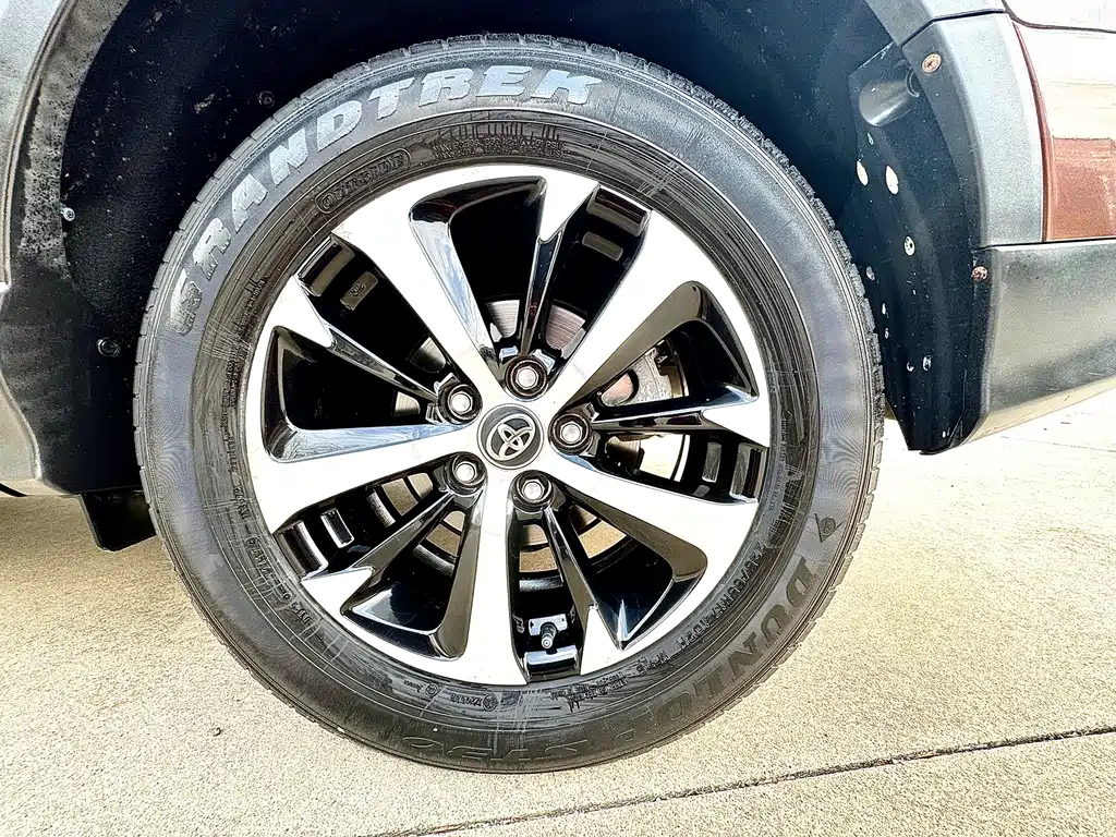 TOYOTA RAV4 RONGFANG