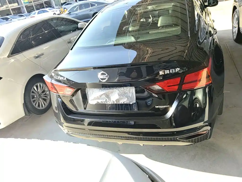 Nissan Teana — миниатюра 6