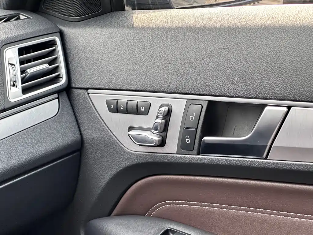 Mercedes-Benz E-Class (Import) — миниатюра 18