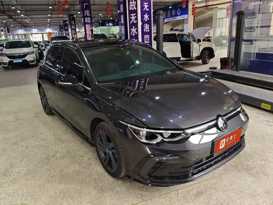 Volkswagen Golf 2022