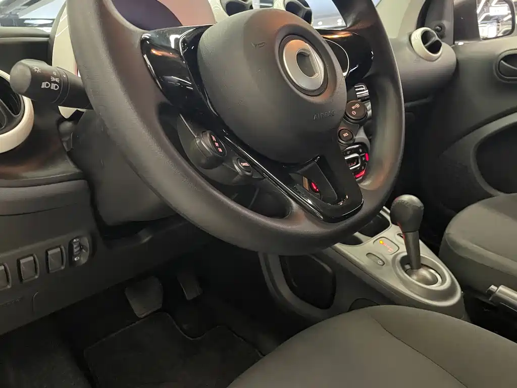 smart Smart Fortwo — миниатюра 26