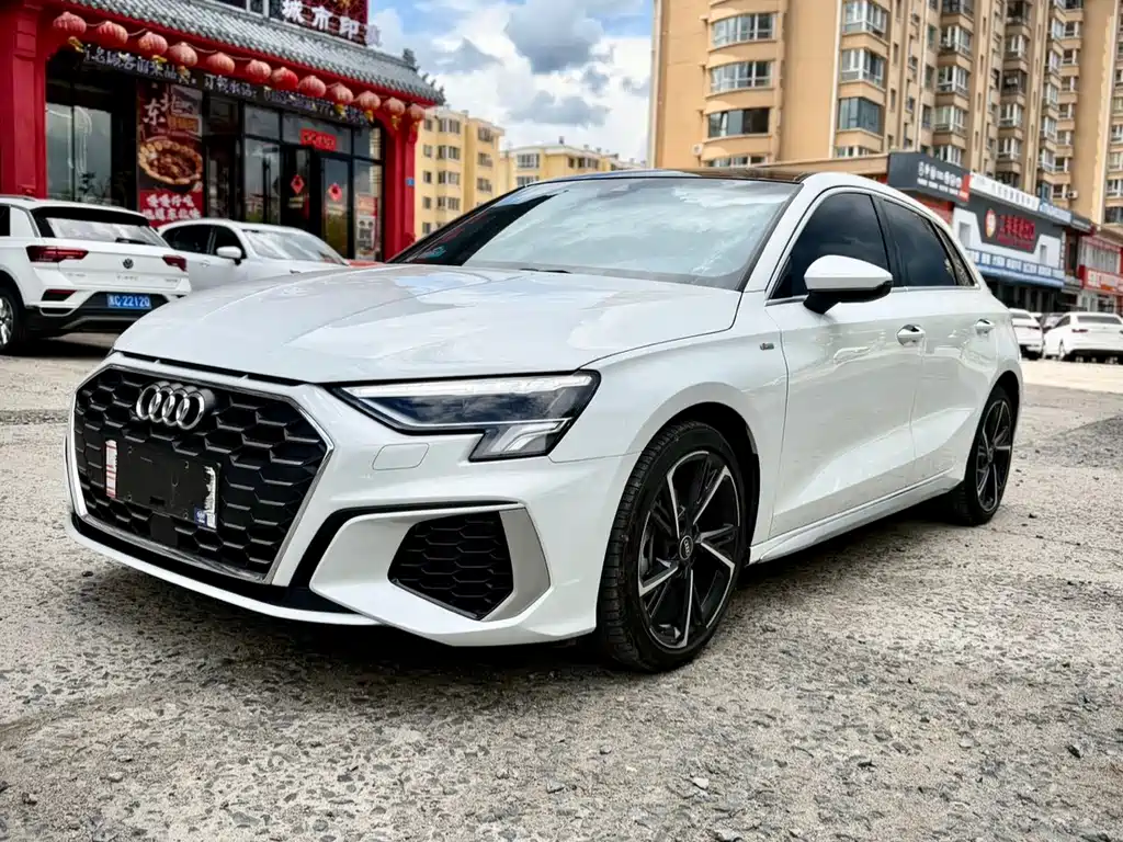 Audi A3 2022 Sportback 35 TFSI Fashion Sport