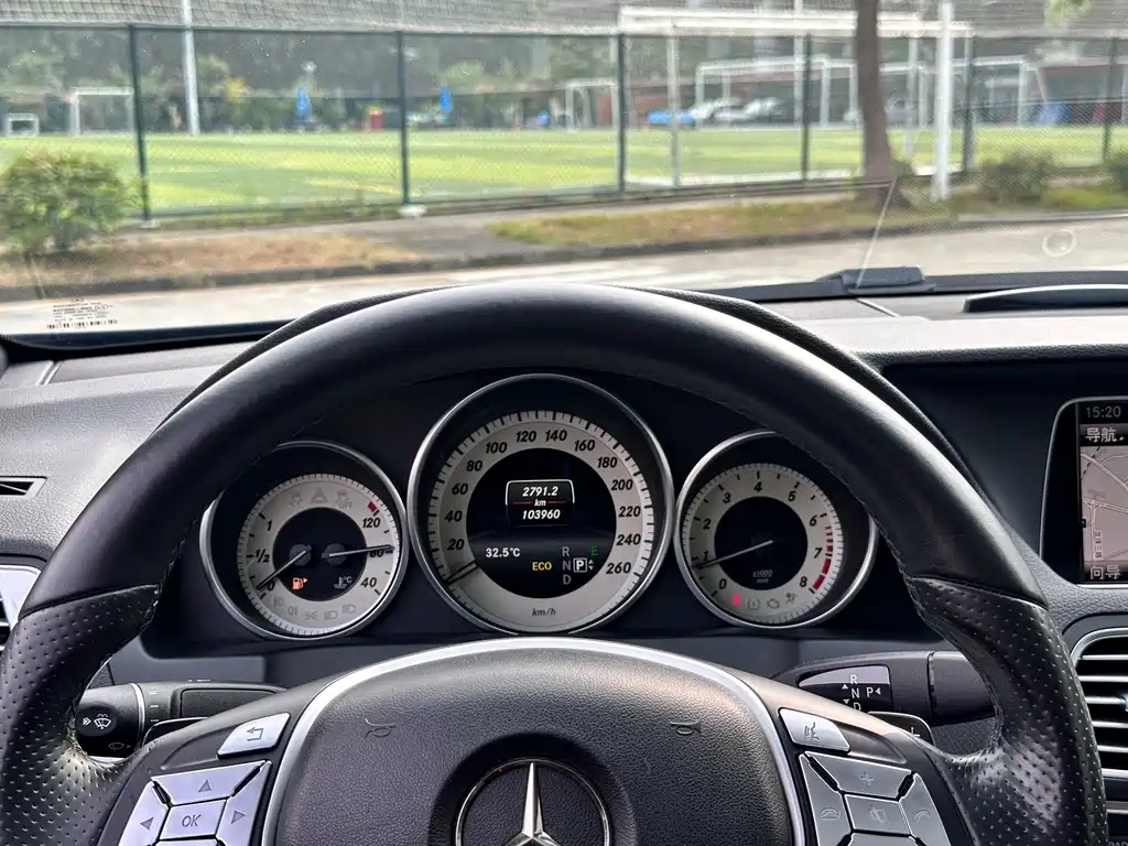 Mercedes-Benz E-Class (Import) — миниатюра 14