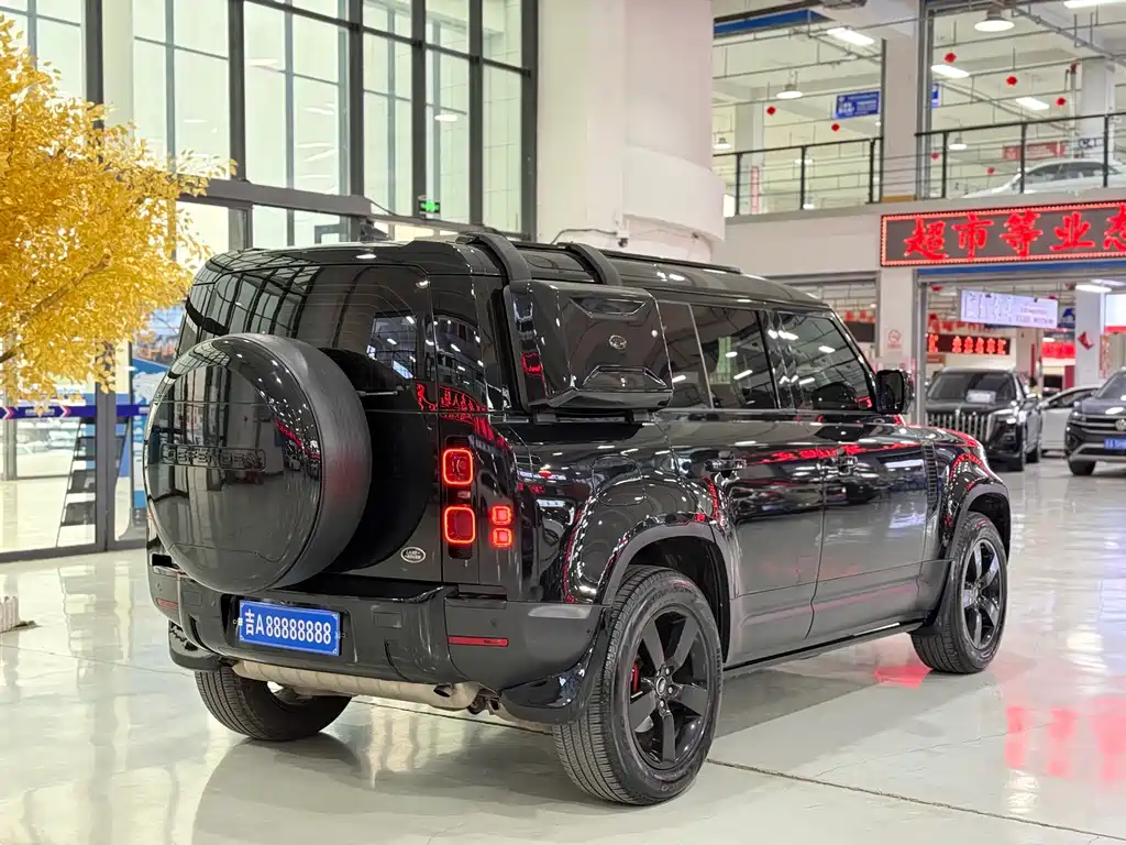 Land Rover Land Rover Defender 2022 90 2.0T P300 X-DYNAMIC HSE