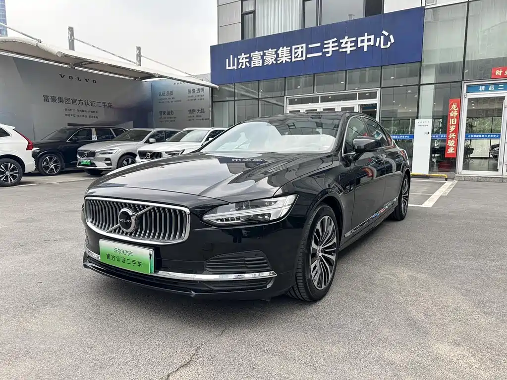 Volvo S90 PHEV 2024