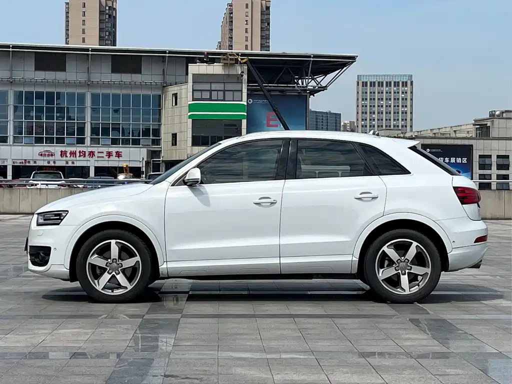 Audi Q3 2015 35 TFSI quattro Luxury