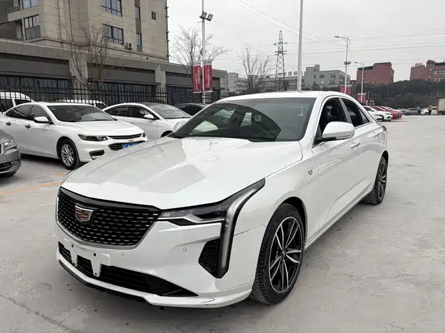 CADILLAC CT4