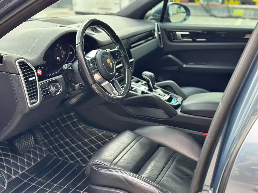 Porsche Cayenne 2018 Cayenne 3.0T