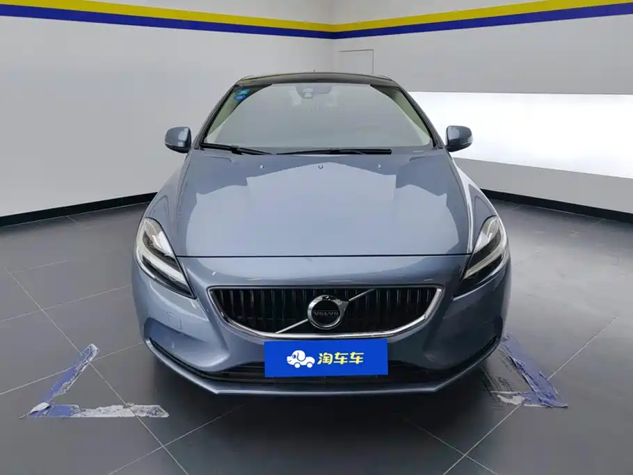 Volvo V40 — миниатюра 2