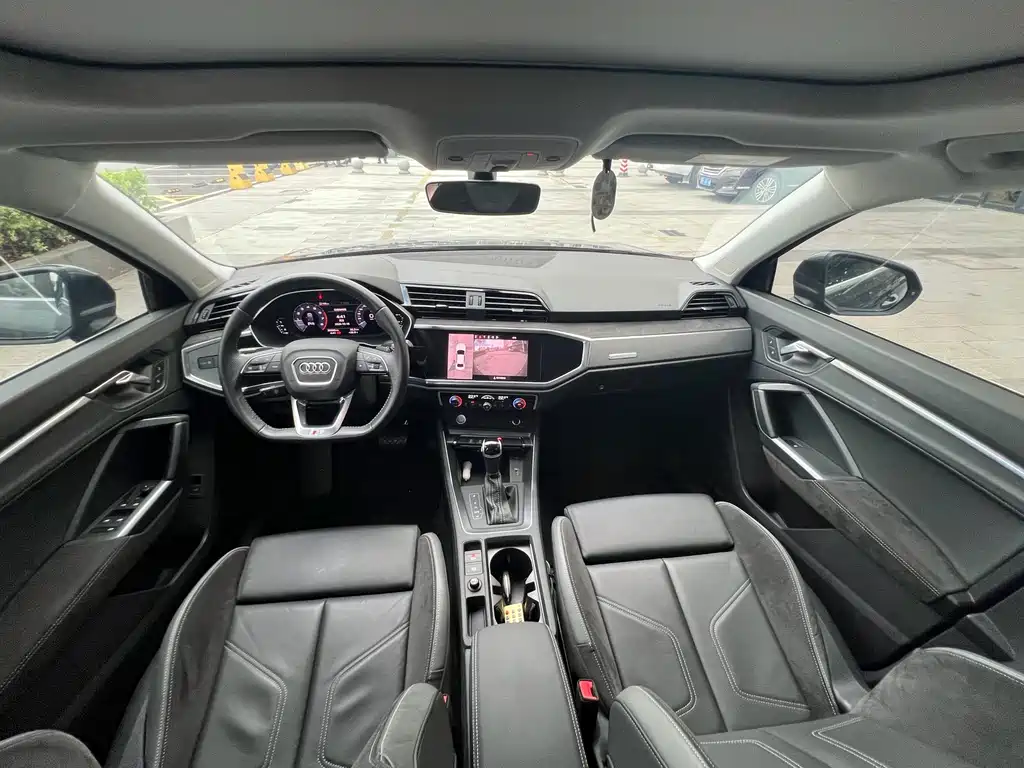 Audi Q3 Sportback — миниатюра 9