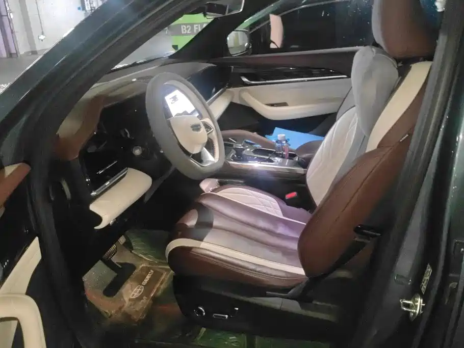 Geely Xingyue L — миниатюра 8
