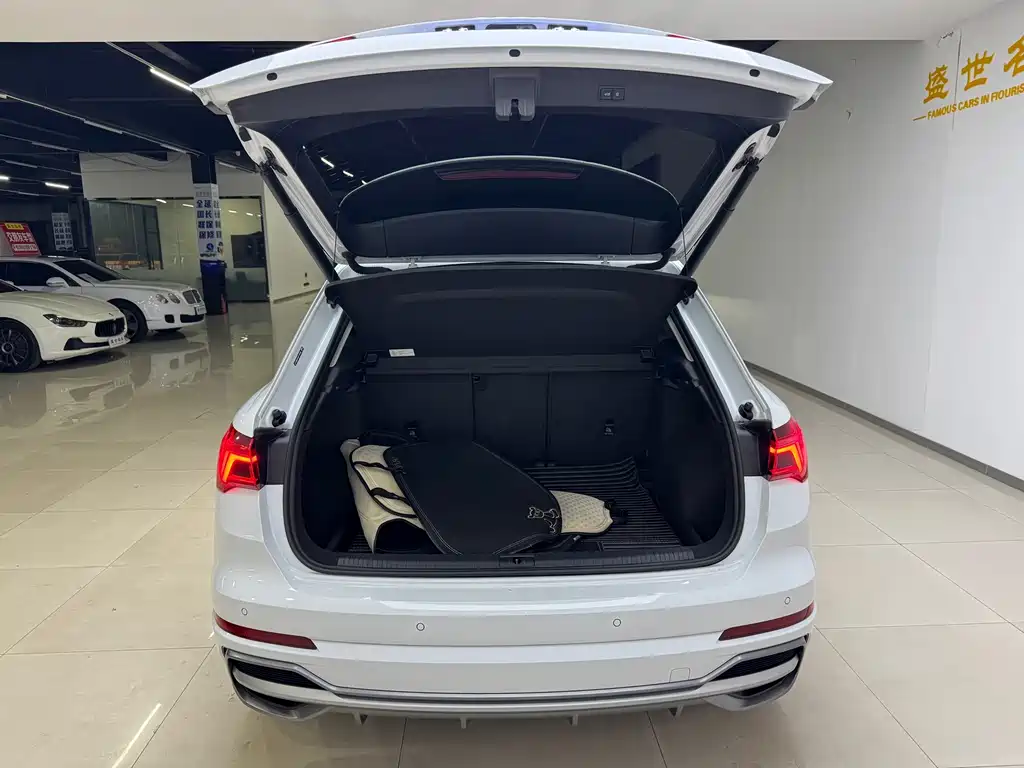 Audi Q3 — миниатюра 13