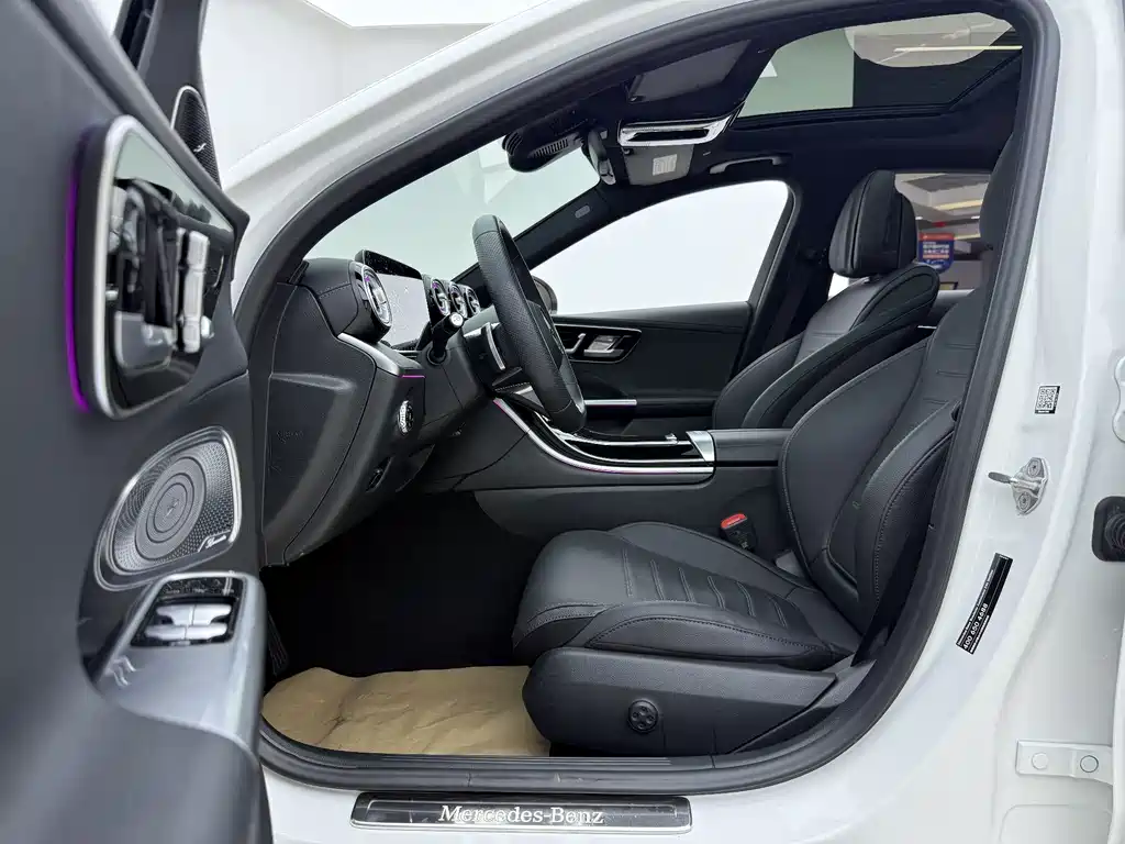 Mercedes-Benz C-Class — миниатюра 5