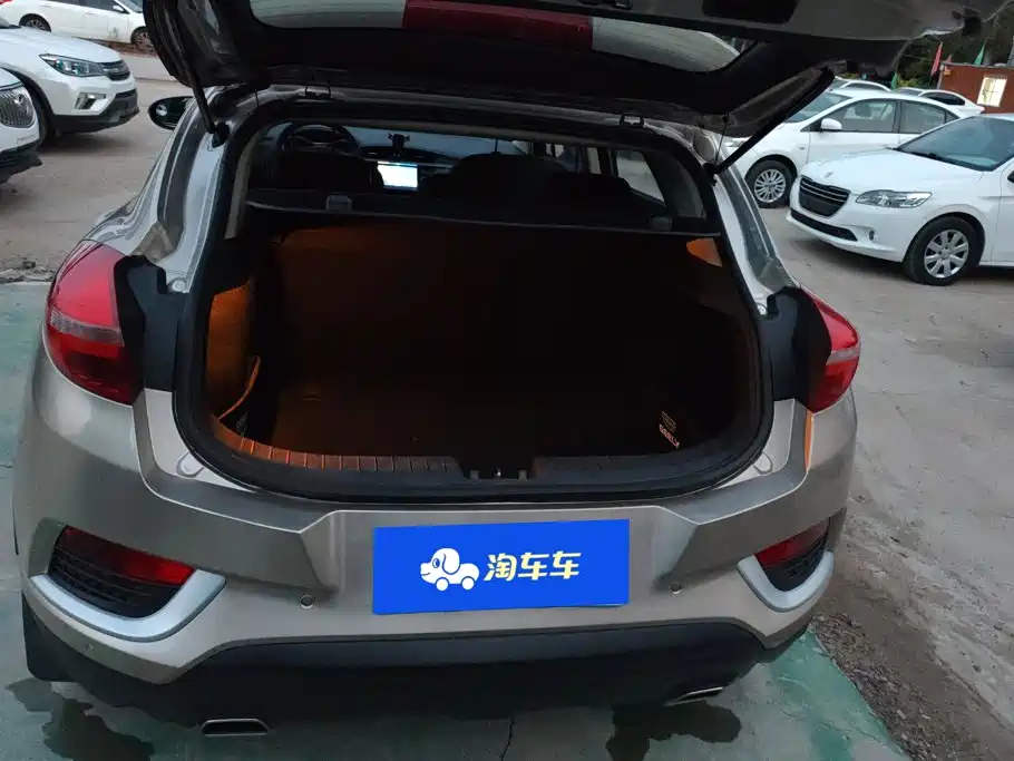 Geely Emgrand GS — миниатюра 4