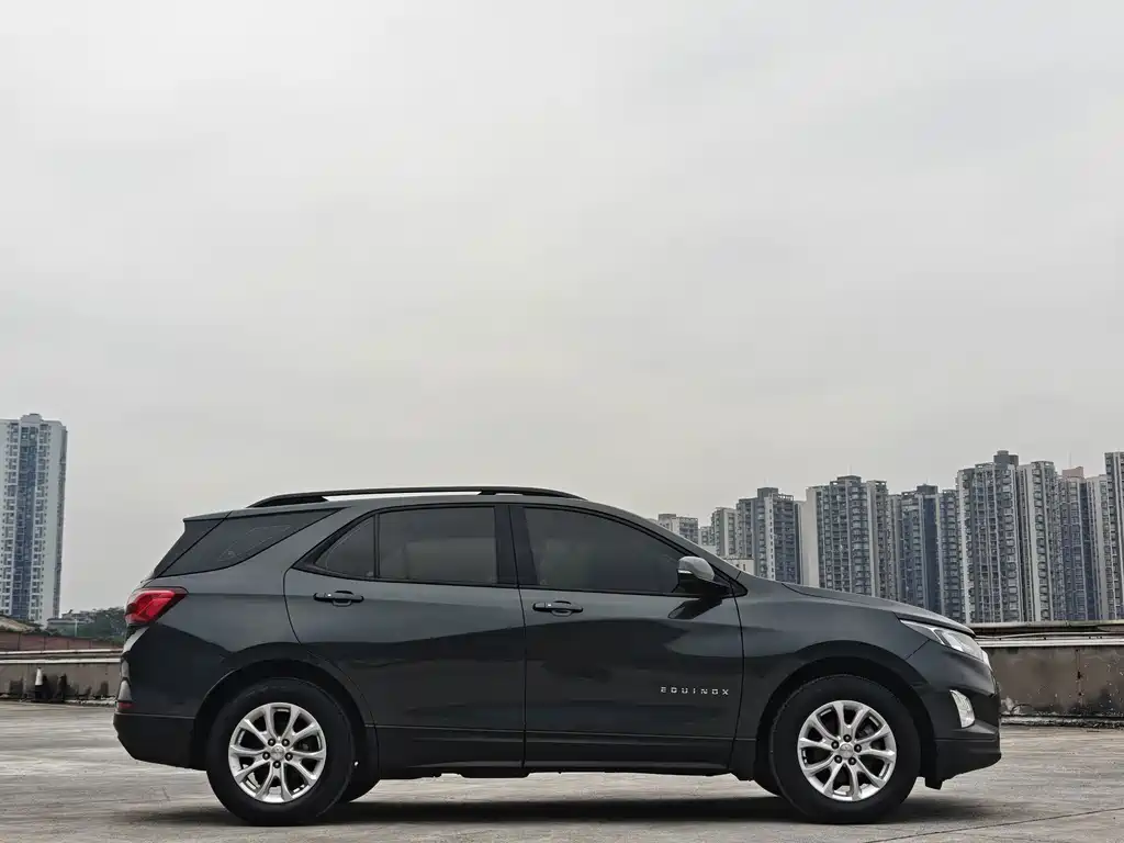 Chevrolet Equinox — миниатюра 5