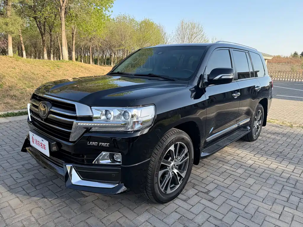 Toyota Land Cruiser 2020