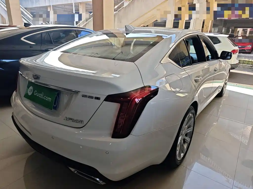 Cadillac CT5 — миниатюра 7