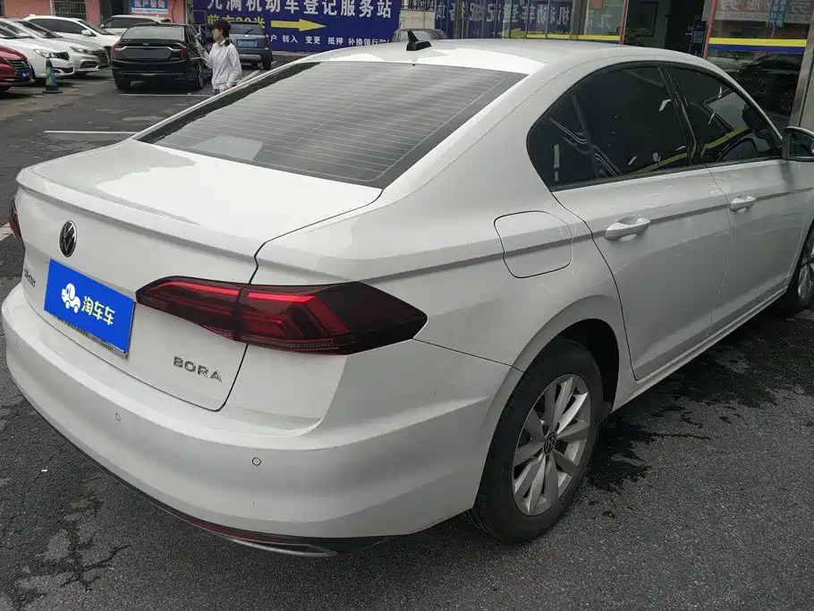 Volkswagen Bora — миниатюра 3