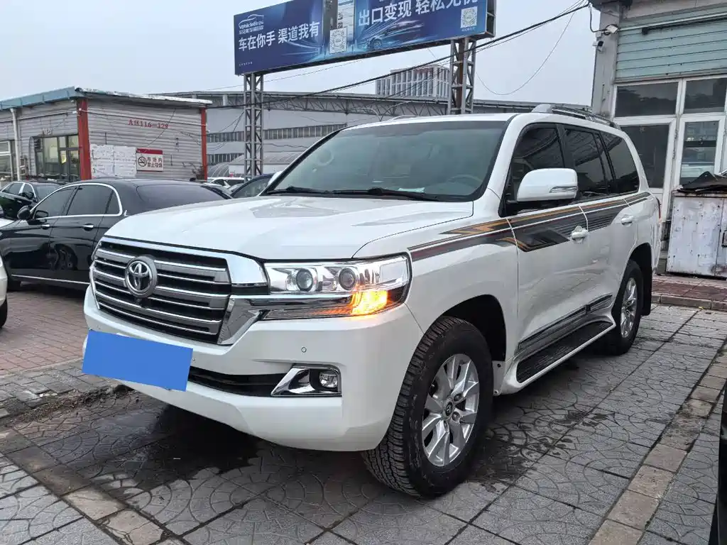 Toyota Land Cruiser 2018