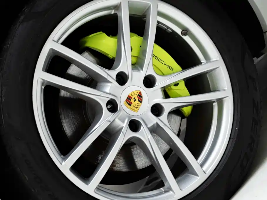 Porsche Cayenne Hybrid — миниатюра 7