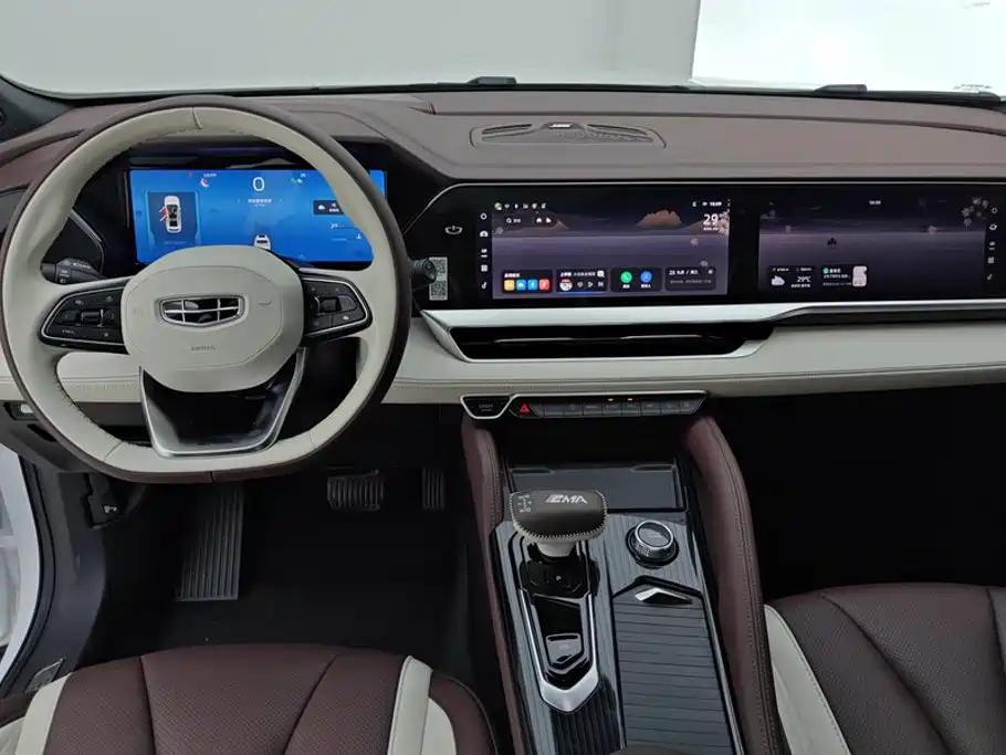 Geely Xingyue L — миниатюра 12