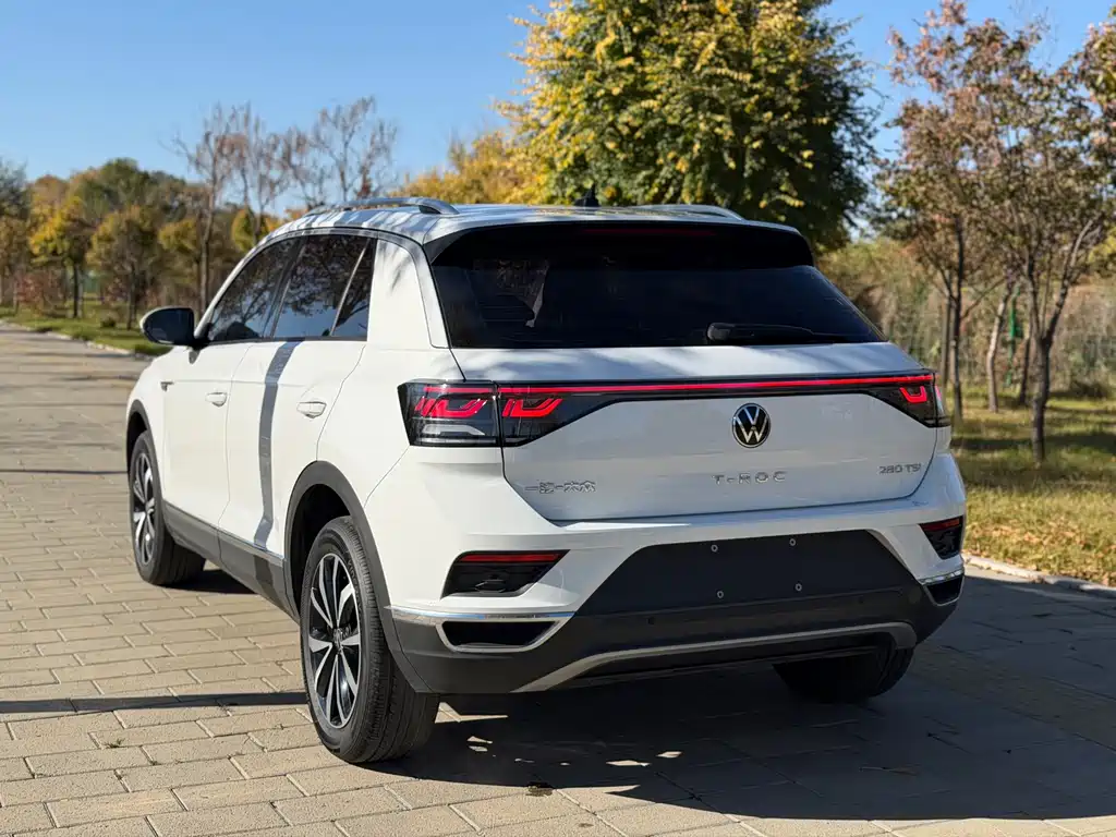 Volkswagen T-Roc — миниатюра 25