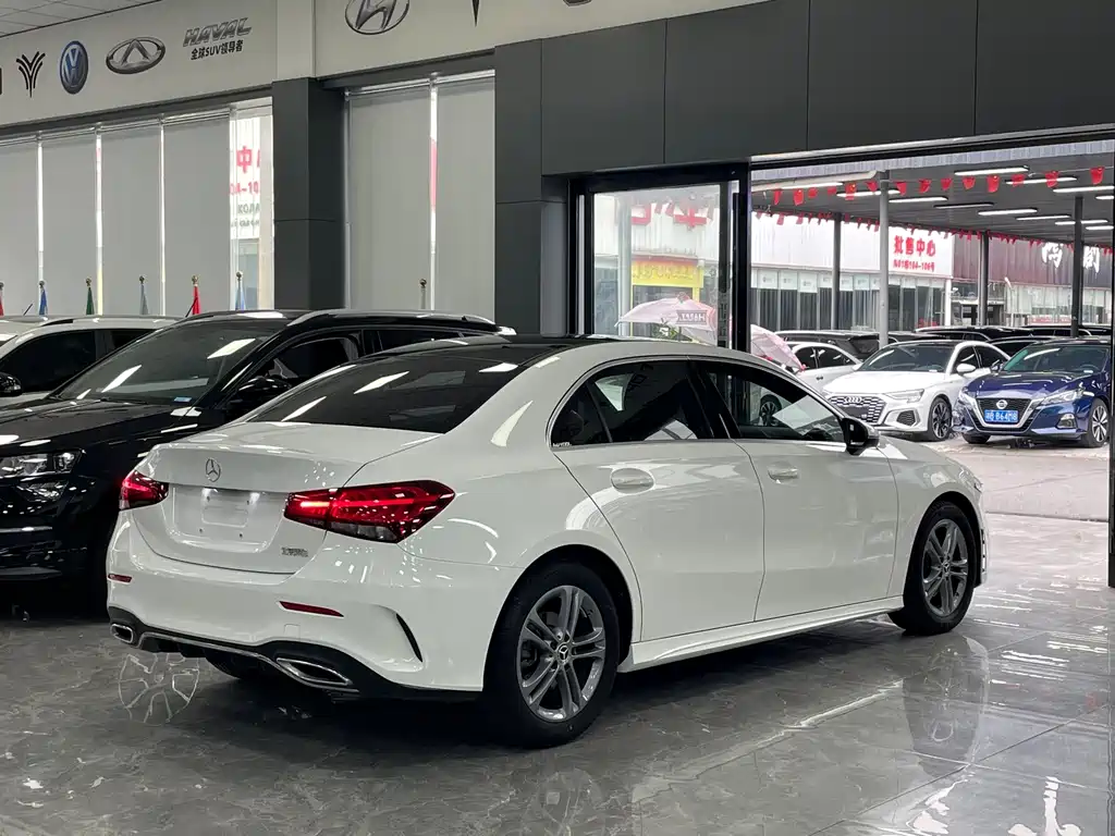 Mercedes-Benz A-Class — миниатюра 17