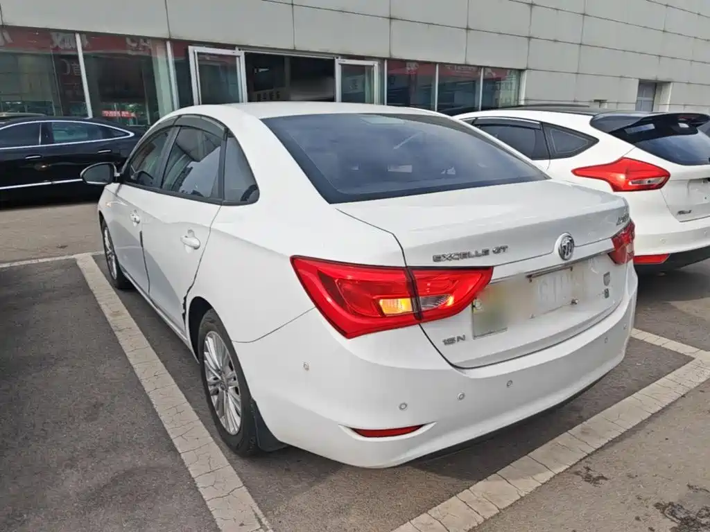 Buick Excelle — миниатюра 5