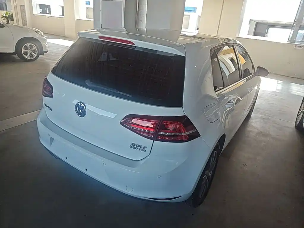 Volkswagen Golf — миниатюра 7