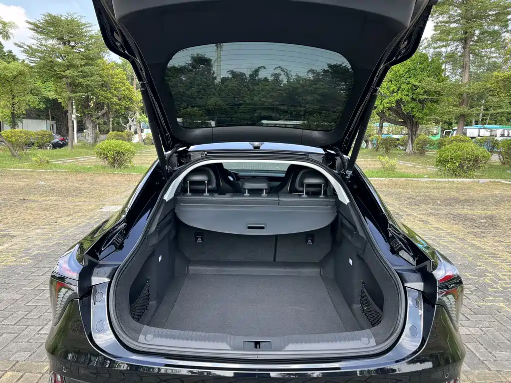 Hongqi Hongqi H6 — миниатюра 20