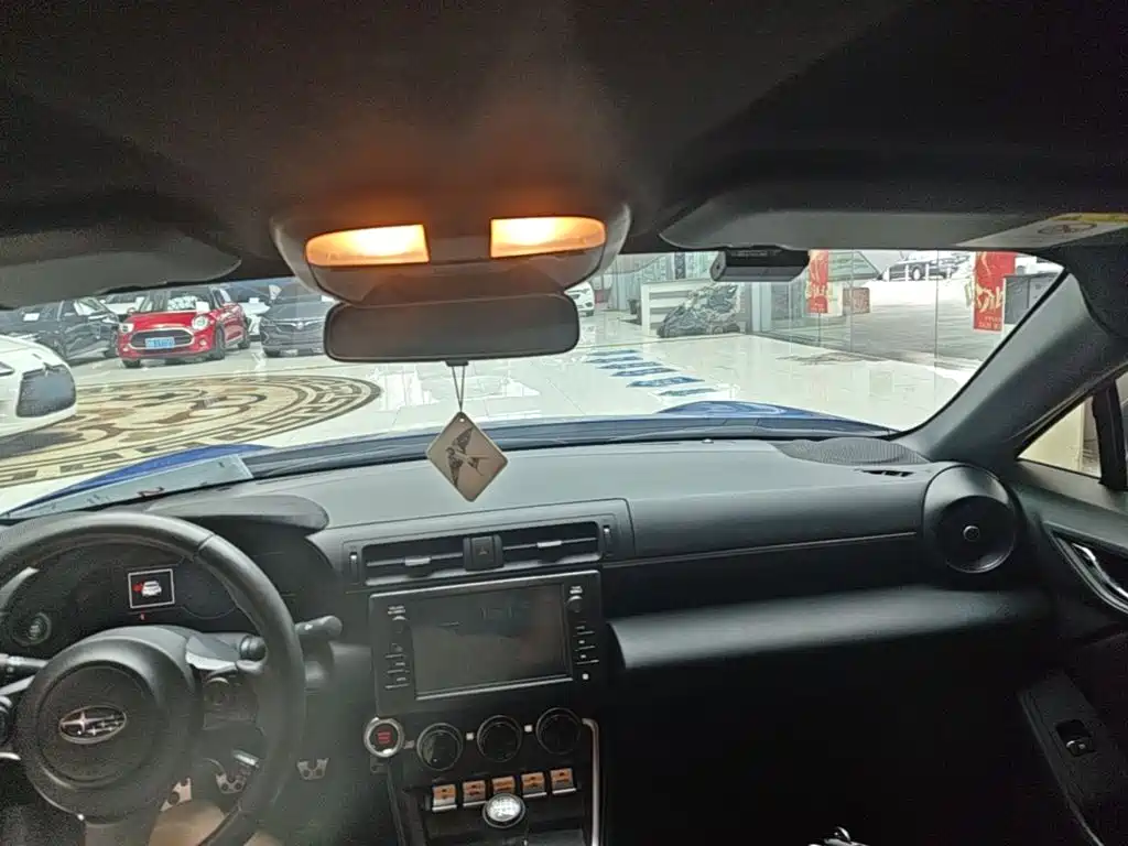 Subaru BRZ — миниатюра 10
