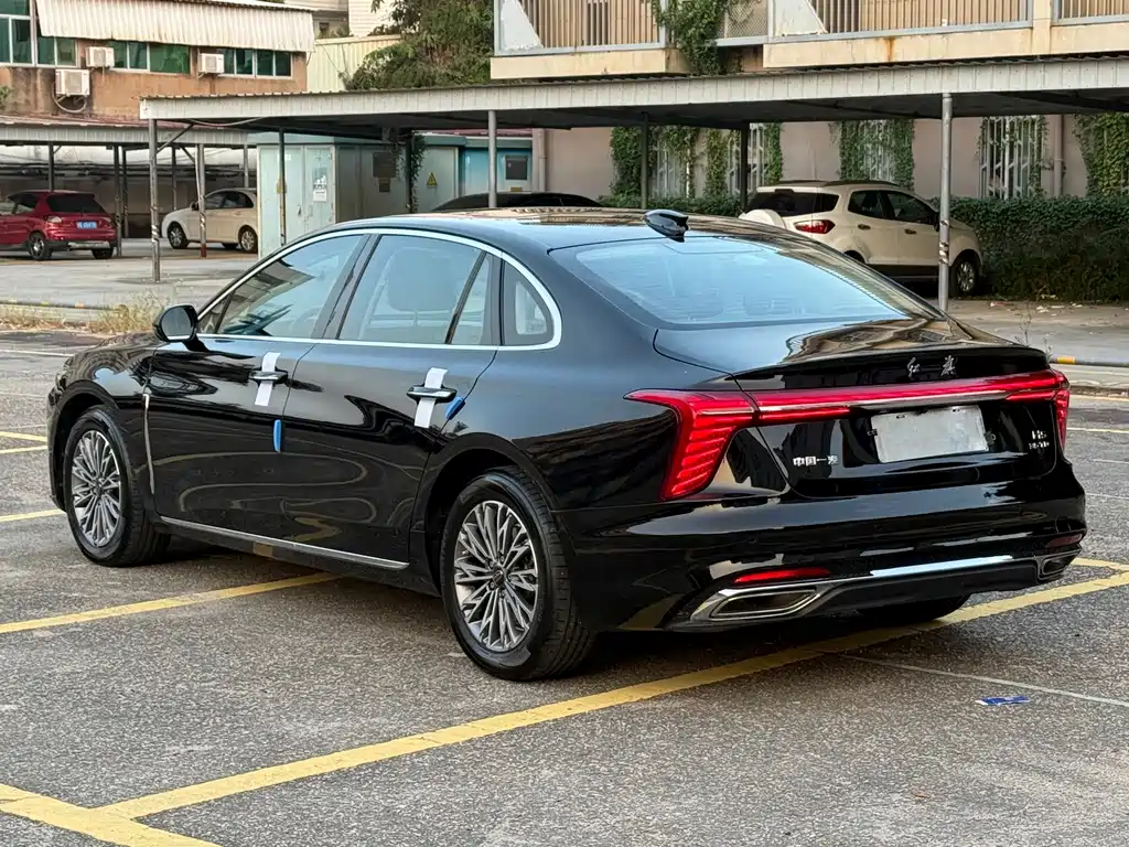 Hongqi Hongqi H5 — миниатюра 9