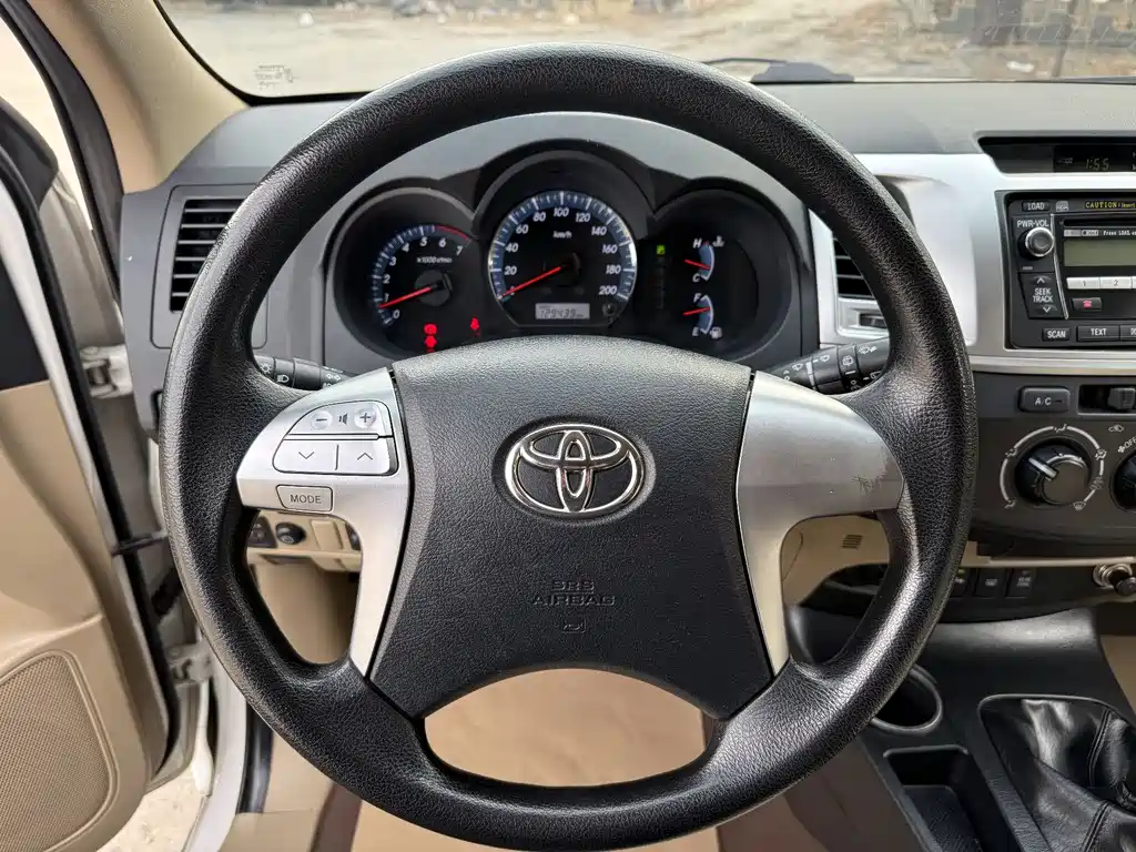 TOYOTA FORTUNER