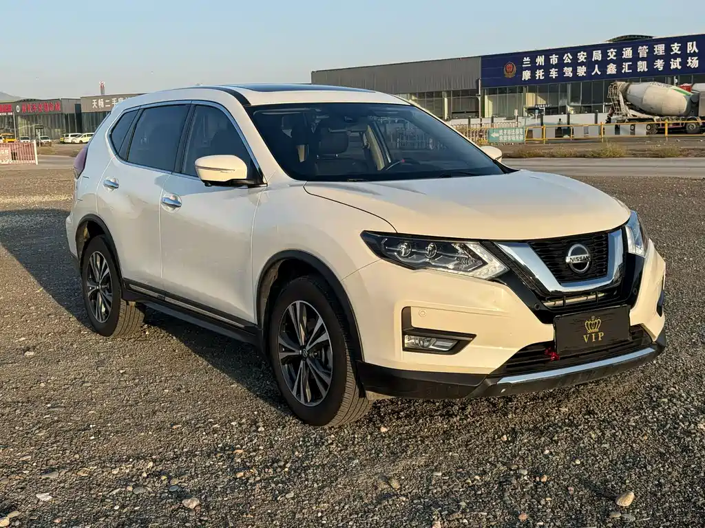 Nissan X-Trail — миниатюра 3