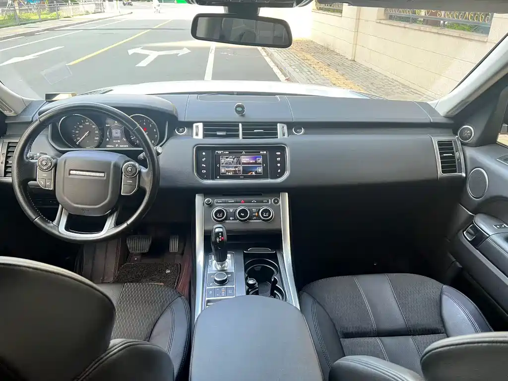 Land Rover Range Rover Sport 2016 3.0 SC V6 SE