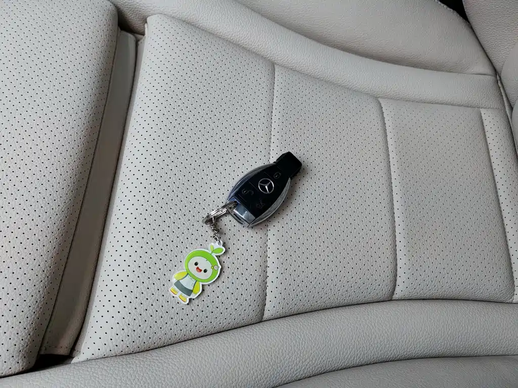 Mercedes-Benz C-Class — миниатюра 13