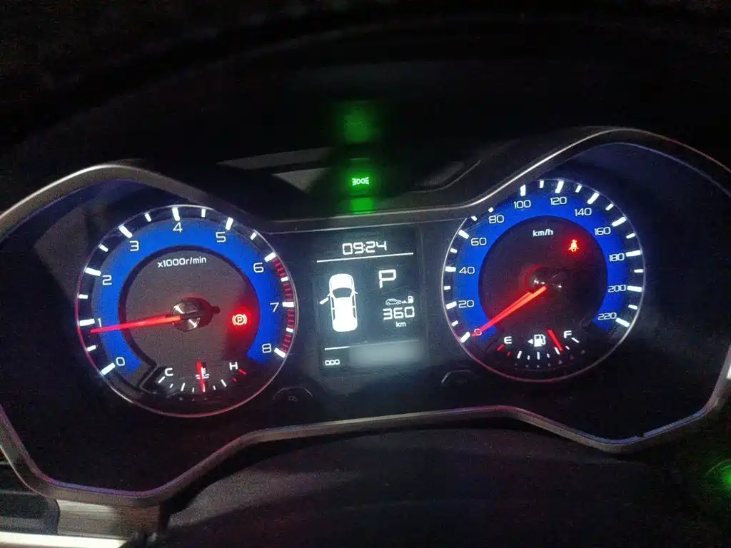 Geely Vision X3 — миниатюра 4