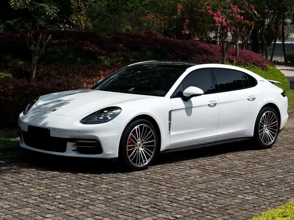 Porsche Panamera 2019