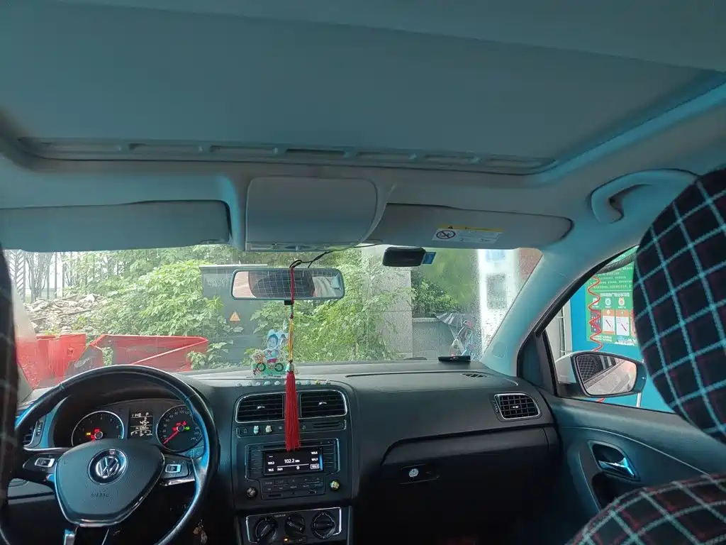 Volkswagen Polo — миниатюра 9