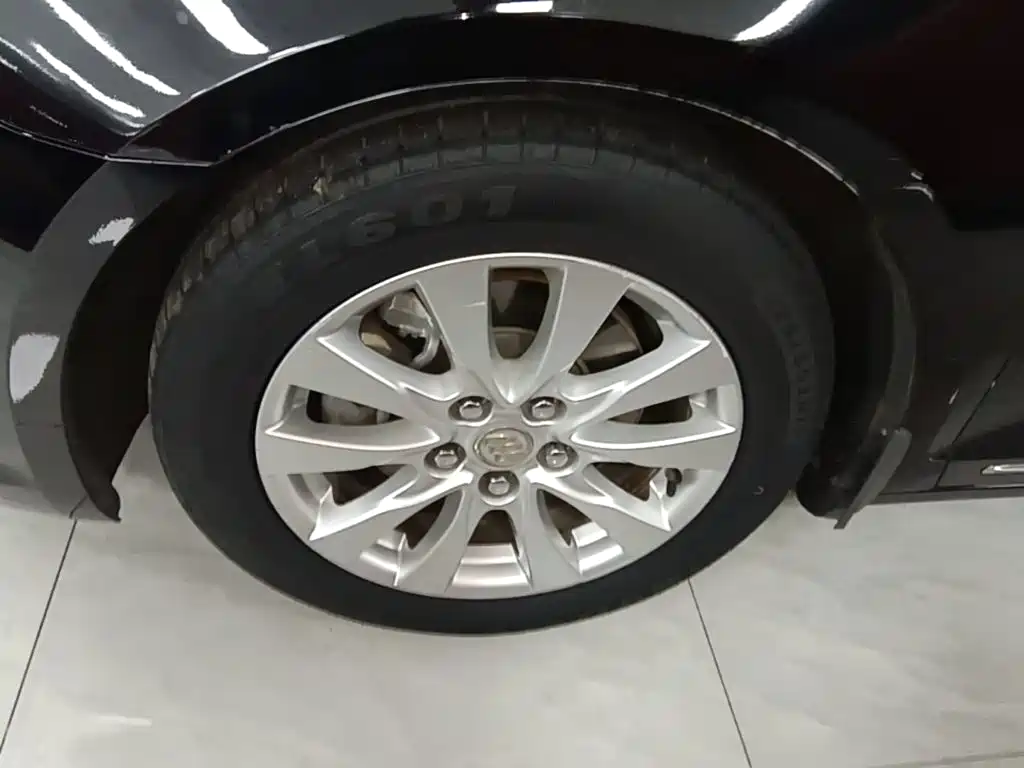 Buick LaCrosse — миниатюра 23