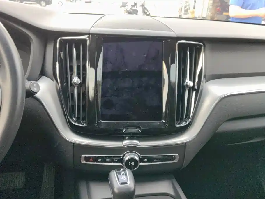 Volvo XC60 — миниатюра 13