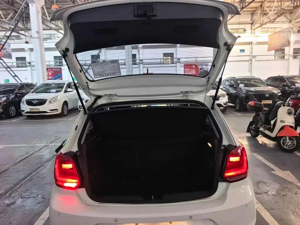 Volkswagen Polo — миниатюра 19