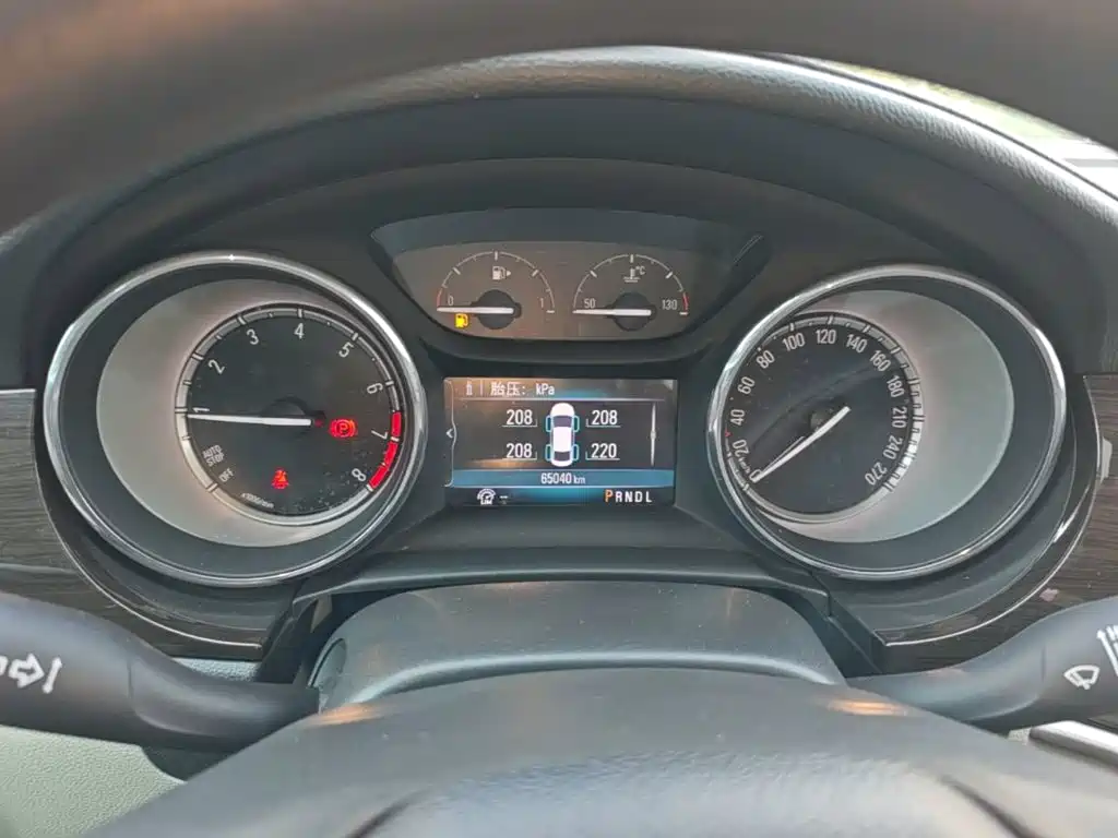 Buick Verano — миниатюра 12