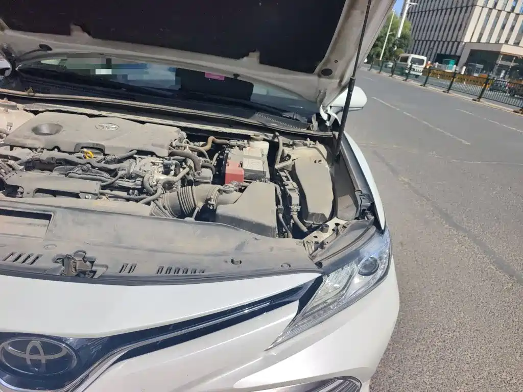 Toyota Camry — миниатюра 19