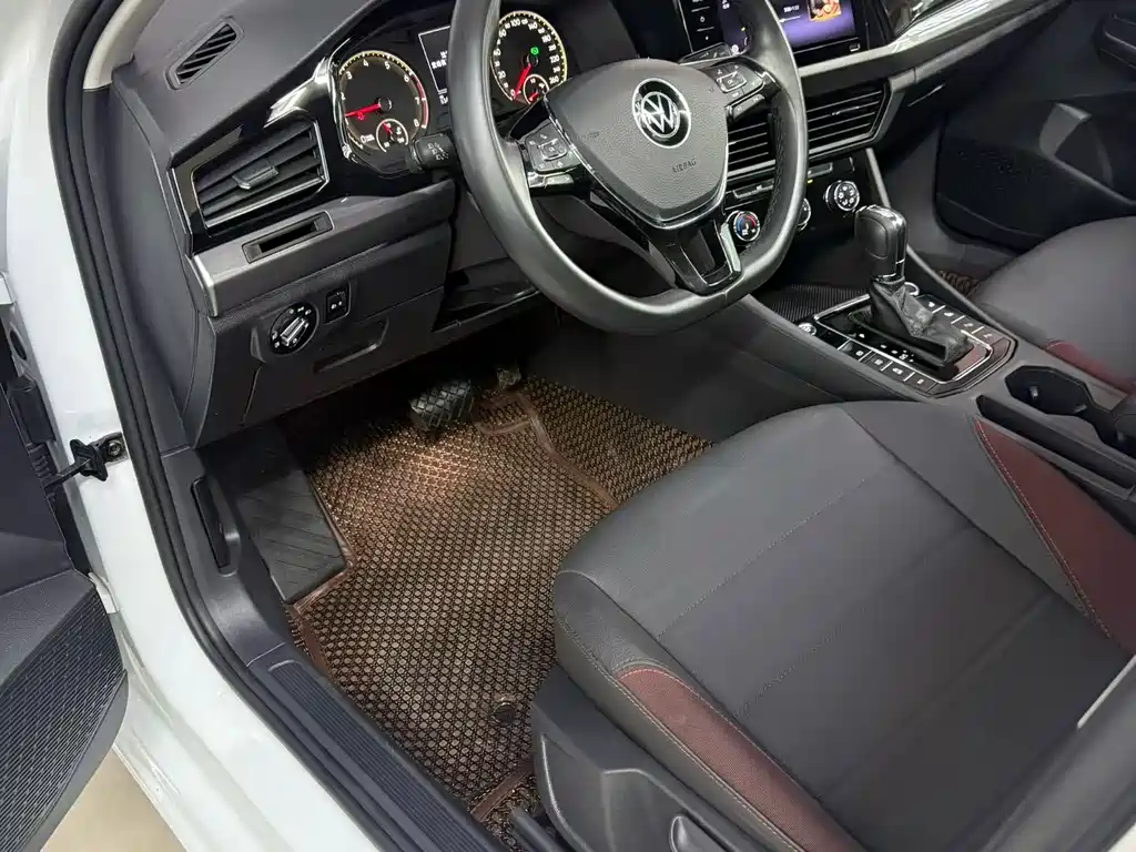 Volkswagen Bora — миниатюра 8